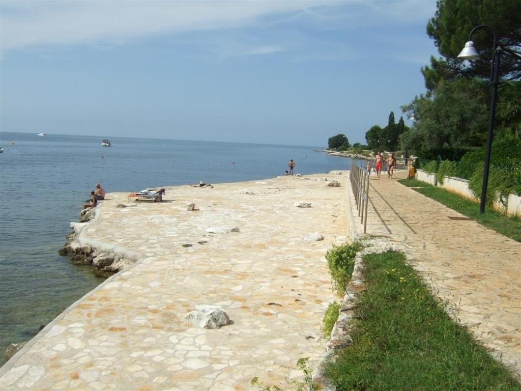 Apartment Angelina 70M From The Beach, Free Parking Novigrad Istria Esterno foto